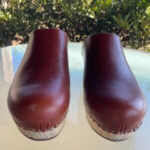 Nisolo All Day Clogs Size 9.5